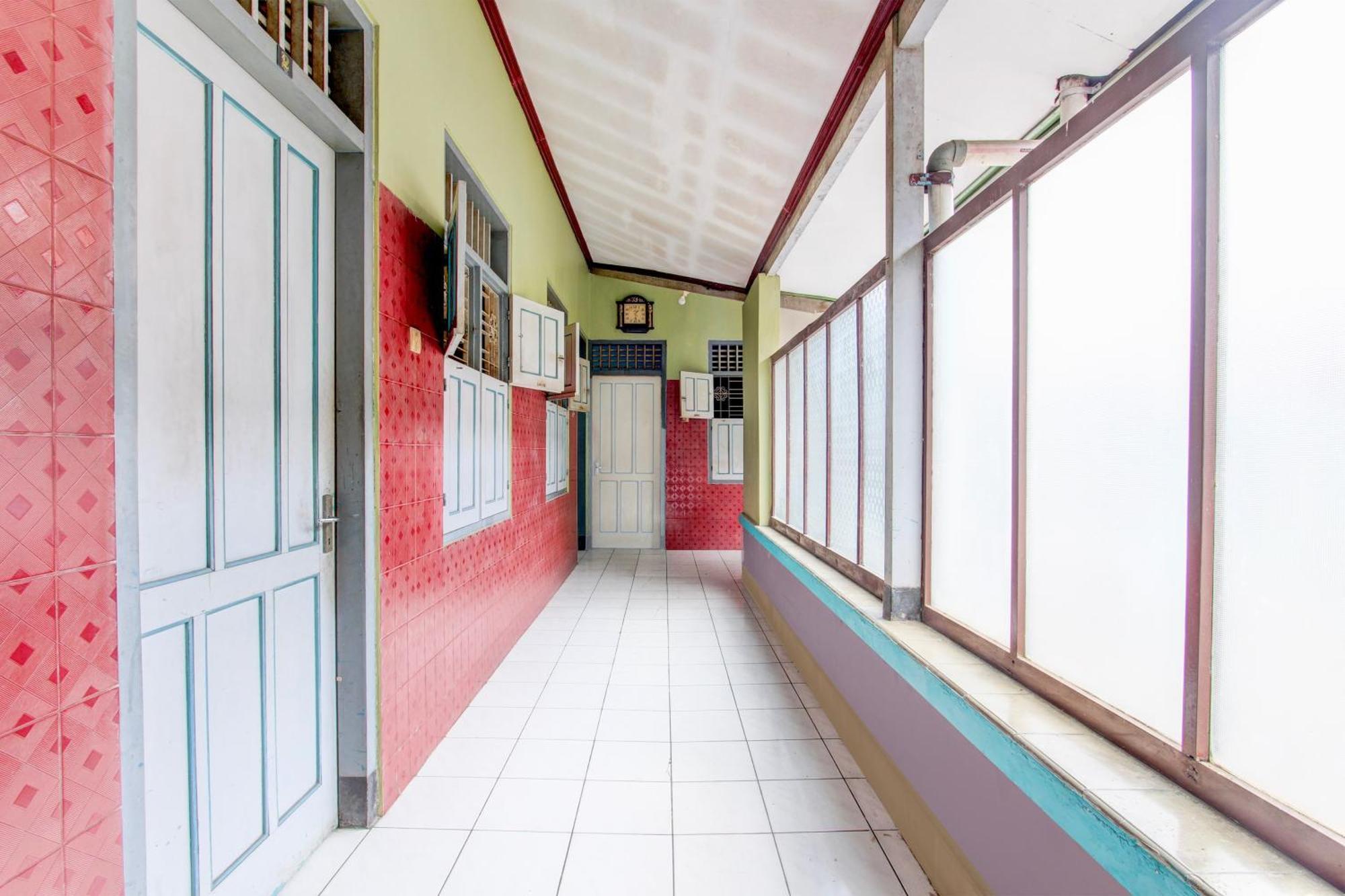 Spot On 94085 Hotel Agung Purwokerto Zewnętrze zdjęcie